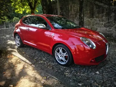 Alfa Romeo MiTo 2015 - 6750 EUR, 140000 km - AUTO.MOTO.pt - 140000km - foto 1 de 20