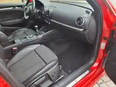 Audi A3 Sportback 2016 - 16500 EUR, 210000 km - AUTO.MOTO.pt - 210000km - foto 10 de 15