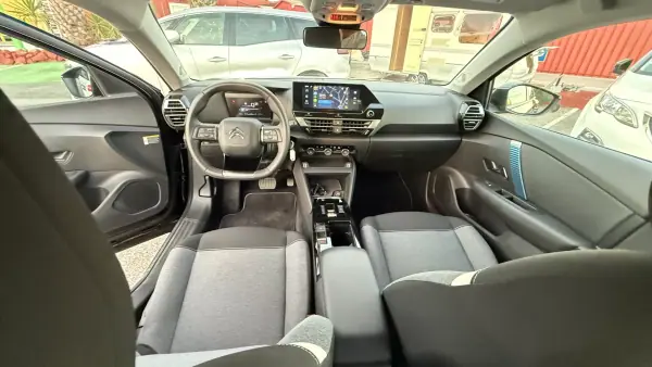 Citroën e-C4 2022 - 20900 EUR, 23500 km - AUTO.MOTO.pt - 23500km - foto 42 de 51