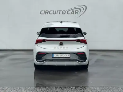 Cupra Born 2022 - 23495 EUR, 49504 km - AUTO.MOTO.pt - 49504km - foto 11 de 37