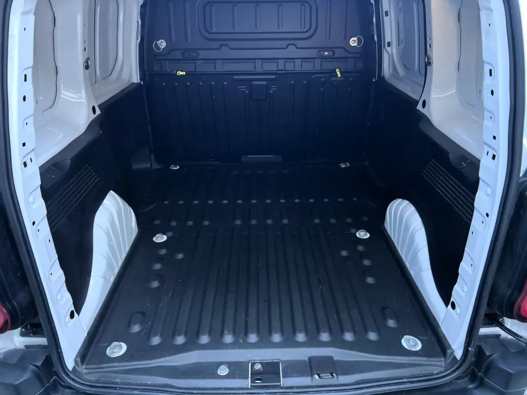 Citroën 2023 - 14999 EUR, 170703 km - AUTO.MOTO.pt - 170703km - foto 10 de 18