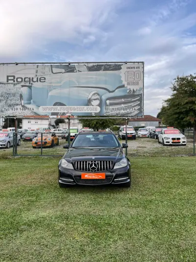 Mercedes-Benz C 220 2010 - 11900 EUR, 310000 km - AUTO.MOTO.pt - 310000km - foto 2 de 14