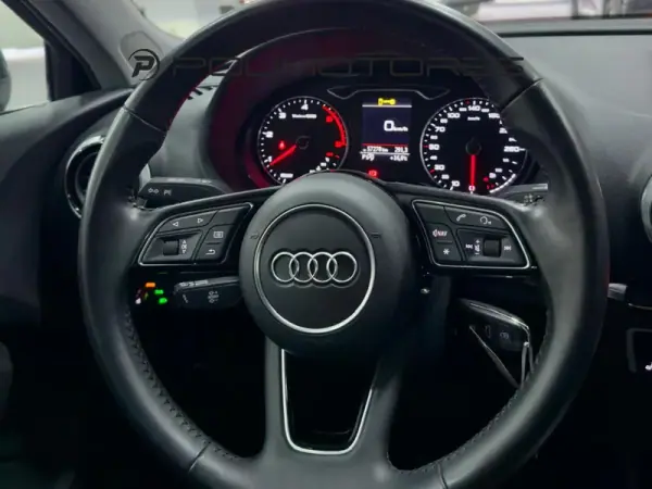 Audi A3 Sportback 2020 - 23000 EUR, 57270 km - AUTO.MOTO.pt - 57270km - foto 11 de 17