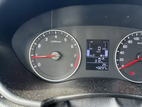 Hyundai i20 2020 - 13547 EUR, 43500 km - 43500km - foto 14 de 17