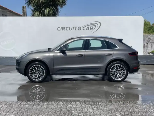 Porsche Macan 2014 - 34900 EUR, 215608 km - AUTO.MOTO.pt - 215608km - foto 2 de 41