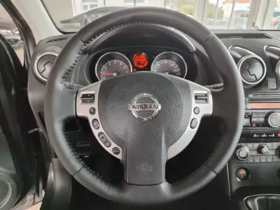 Nissan Qashqai 2010 - 6750 EUR, 250000 km - AUTO.MOTO.pt - 250000km - foto 24 de 32