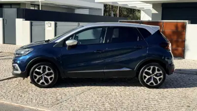 Renault Captur 2018 - 12990 EUR, 149914 km - AUTO.MOTO.pt - 149914km - foto 5 de 44