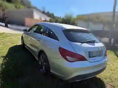 Mercedes-Benz CLA 180 2018 — foto 2 de 10