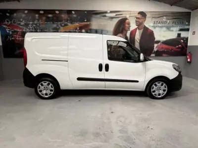 Fiat Doblo 2019 - 8999 EUR, 160500 km - AUTO.MOTO.pt - 160500km - foto 2 de 10