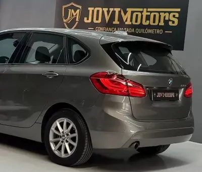 BMW 216 Active Tourer 2015 - 12750 EUR, 196513 km - AUTO.MOTO.pt - 196513km - foto 18 de 25