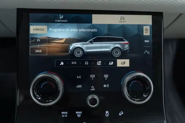 Land Rover Range Rover Velar 2021 - 49950 EUR, 46000 km - AUTO.MOTO.pt - 46000km - foto 48 de 53