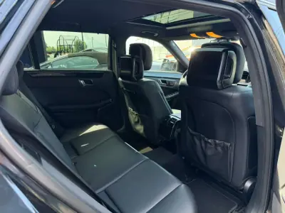 Mercedes-Benz E 250 2010 - 13900 EUR, 278000 km - AUTO.MOTO.pt - 278000km - foto 12 de 15