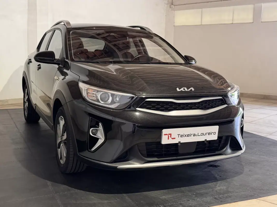 Kia Stonic 2025 - 16990 EUR, 23503 km - AUTO.MOTO.pt - 23503km - foto 3 de 23