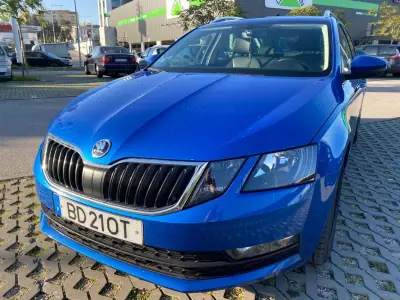 Skoda Octavia Break 2020 - 14750 EUR, 220634 km - AUTO.MOTO.pt - 220634km - foto 6 de 26