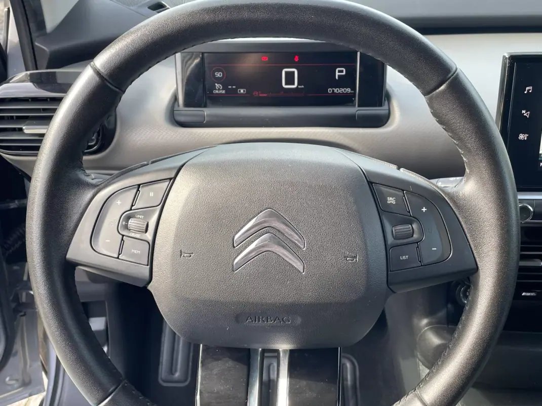 Citroën C4 Cactus 2019 - 12995 EUR, 70182 km - AUTO.MOTO.pt - 70182km - foto 25 de 37