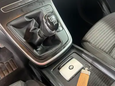 Renault Scénic 2017 - 15800 EUR, 156509 km - AUTO.MOTO.pt - 156509km - foto 14 de 24
