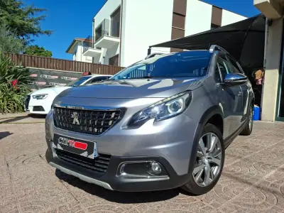 Peugeot 2008 2017 - 10000 EUR, 178323 km - 178323km - foto 1 de 37