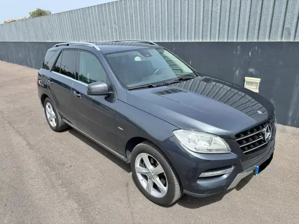 Mercedes-Benz ML 250 2012 - 24850 EUR, 179926 km - AUTO.MOTO.pt - 179926km - foto 10 de 31