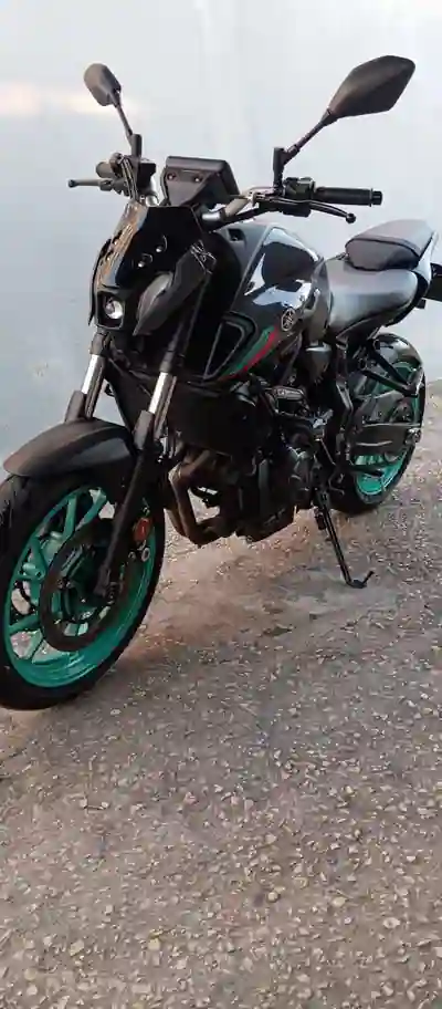 Yamaha MT 07 2023 — foto 5 de 7