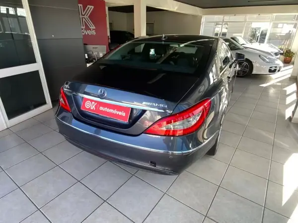 Mercedes-Benz CLS 250 2011 - 18500 EUR, 199900 km - AUTO.MOTO.pt - 199900km - foto 2 de 43