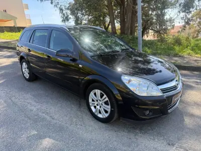 Opel Astra Caravan 2007 - 4450 EUR, 182000 km - AUTO.MOTO.pt - 182000km - foto 3 de 26