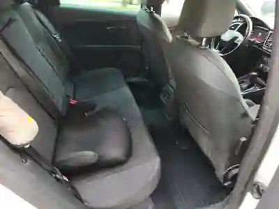 SEAT Leon ST 2019 - 13000 EUR, 158000 km - 158000km - foto 15 de 15