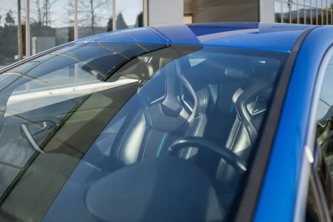 Opel Astra GTC 2013 - 23500 EUR, 109000 km - AUTO.MOTO.pt - 109000km - foto 21 de 47