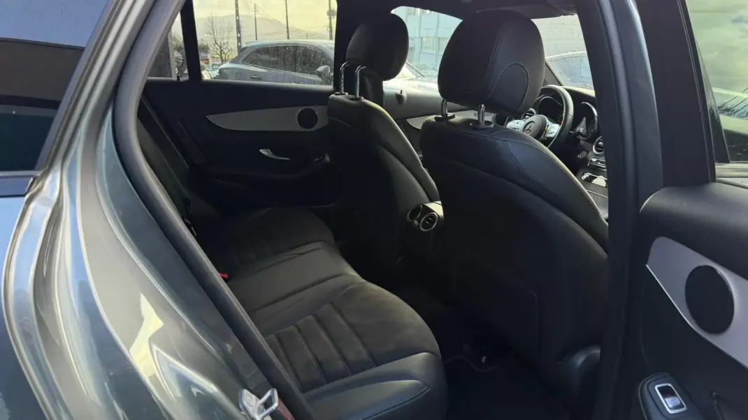 Mercedes-Benz GLC 300 2021 - 42900 EUR, 90000 km - AUTO.MOTO.pt - 90000km - foto 11 de 12