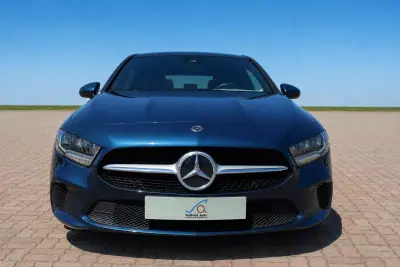 Mercedes-Benz A 180 2019 - 22900 EUR, 111500 km - AUTO.MOTO.pt - 111500km - foto 1 de 14