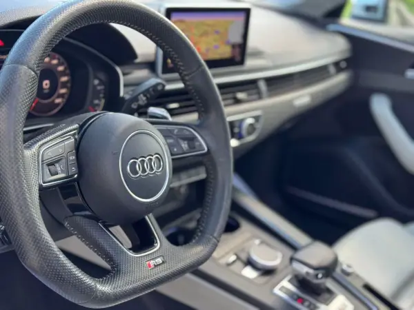 Audi RS4 Avant 2019 - 59990 EUR, 84000 km - AUTO.MOTO.pt - 84000km - foto 6 de 22