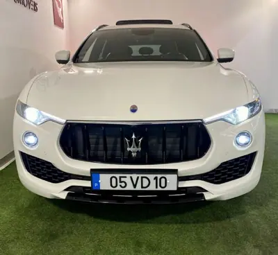 Maserati Levante 2016 - 44500 EUR, 232000 km - AUTO.MOTO.pt - 232000km - foto 5 de 55