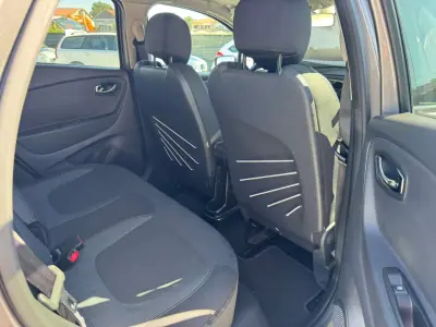 Renault Captur 2016 - 12990 EUR, 90000 km - 90000km - foto 6 de 9