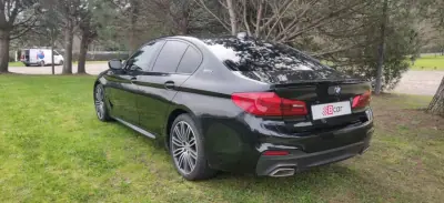 BMW 530e 2019 - 28499 EUR, 113000 km - AUTO.MOTO.pt - 113000km - foto 9 de 51