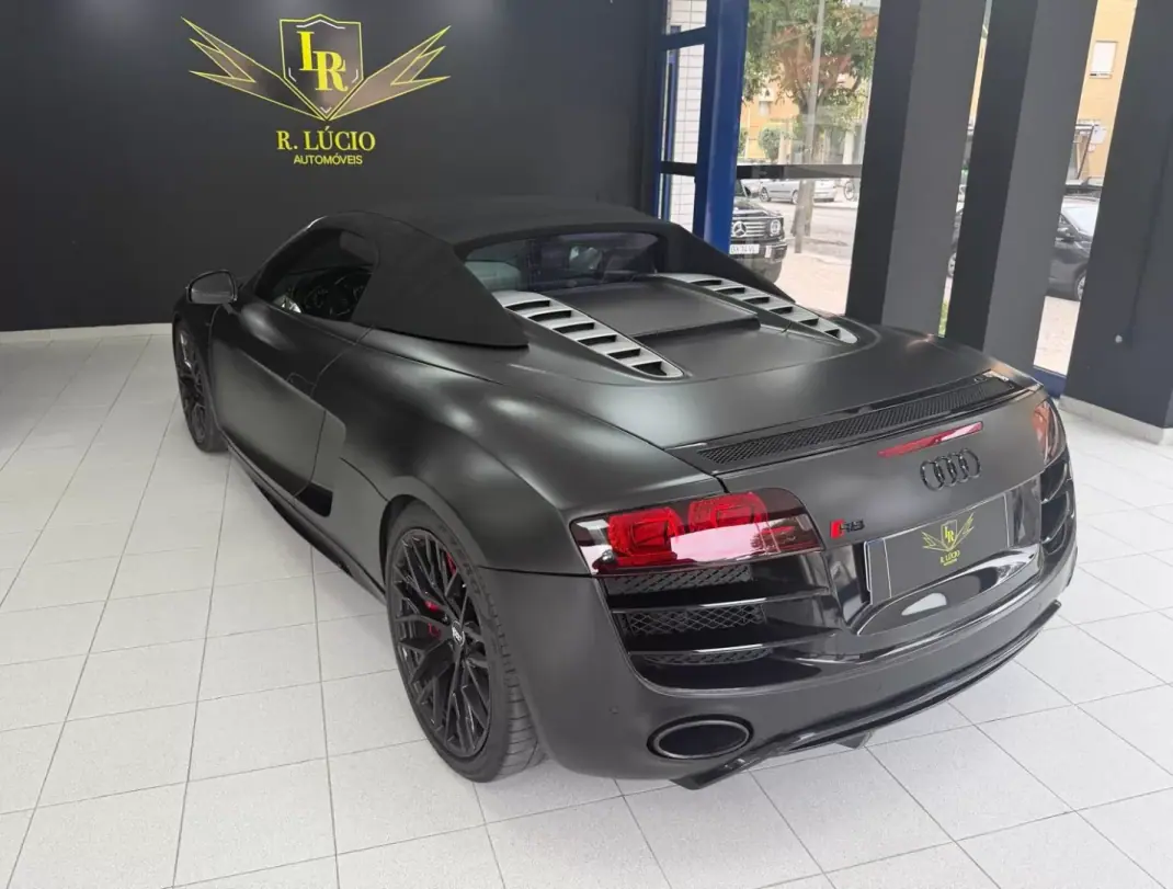 Audi R8 Spyder 2012 - 125000 EUR, 89245 km - 89245km - foto 26 de 44