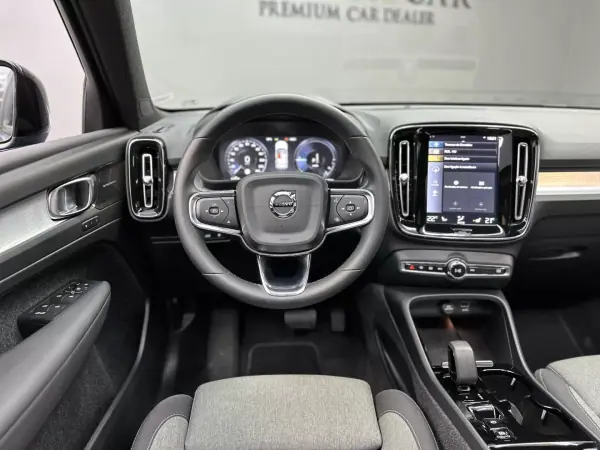 Volvo XC 40 2023 - 39900 EUR, 15000 km - AUTO.MOTO.pt - 15000km - foto 18 de 61