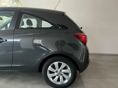Opel Corsa 2017 - 7250 EUR, 128500 km - AUTO.MOTO.pt - 128500km - foto 18 de 64