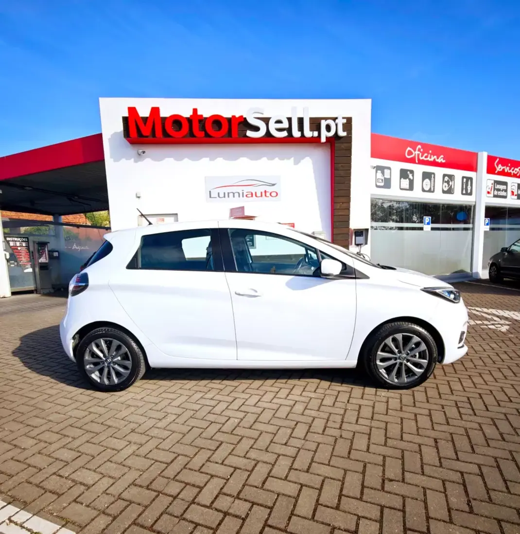 Renault Zoe 2020 - 15600 EUR, 92000 km - AUTO.MOTO.pt - 92000km - foto 7 de 10
