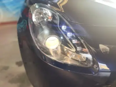 Alfa Romeo Giulietta 2011 - 8750 EUR, 197000 km - AUTO.MOTO.pt - 197000km - foto 17 de 35