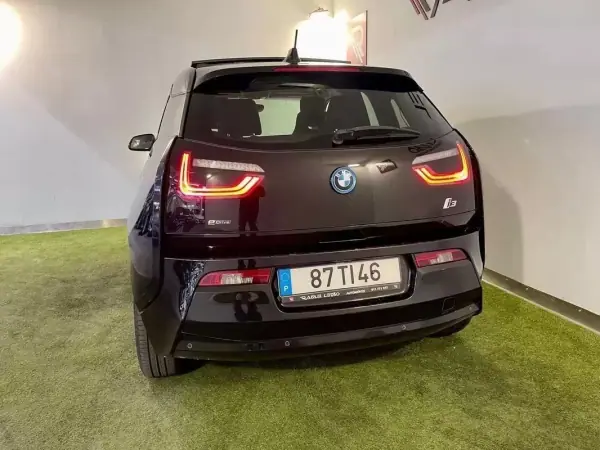 BMW i3 2016 - 13950 EUR, 124000 km - AUTO.MOTO.pt - 124000km - foto 9 de 40