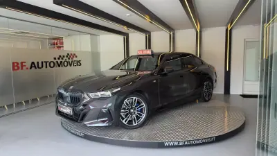 BMW 520 2023 - 49900 EUR, 46079 km - AUTO.MOTO.pt - 46079km - foto 2 de 60