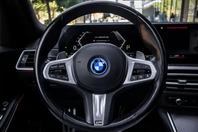 BMW 320 2022 - 34990 EUR, 82844 km - AUTO.MOTO.pt - 82844km - foto 13 de 43