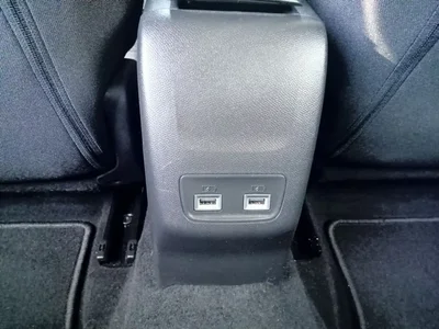 Peugeot e-208 2022 - 26950 EUR, 9000 km - AUTO.MOTO.pt - 9000km - foto 16 de 33