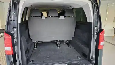 Mercedes-Benz Vito Tourer 2019 - 34900 EUR, 99800 km - AUTO.MOTO.pt - 99800km - foto 12 de 29