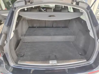 Mercedes-Benz E 300 2022 - 34350 EUR, 110000 km - AUTO.MOTO.pt - 110000km - foto 18 de 37