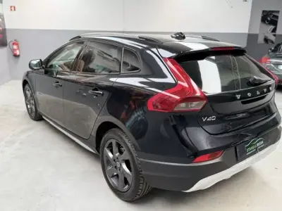 Volvo V40 2014 - 8999 EUR, 260000 km - 260000km - foto 8 de 15