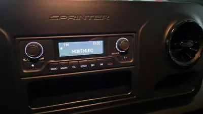 Mercedes-Benz Sprinter 316 Cdi 7G-tronic C/Iva 2018 - 27950 EUR, 160304 km - AUTO.MOTO.pt - 160304km - foto 28 de 34