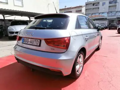 Audi A1 2016 - 12500 EUR, 191278 km - AUTO.MOTO.pt - 191278km - foto 6 de 31