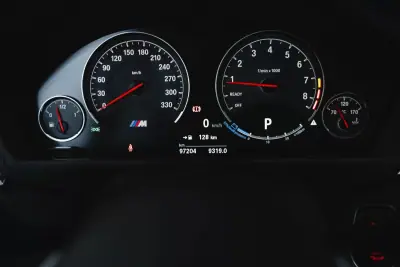 BMW M4 2016 - 59950 EUR, 97204 km - 97204km - foto 36 de 55