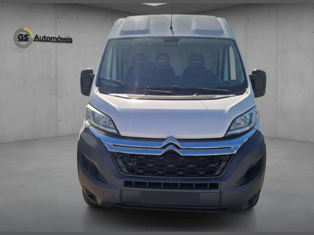 Citroën 2015 - 13750 EUR, 230000 km - AUTO.MOTO.pt - 230000km - foto 2 de 7