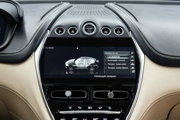 Aston Martin DBX 2020 - 149950 EUR, 55000 km - AUTO.MOTO.pt - 55000km - foto 46 de 53